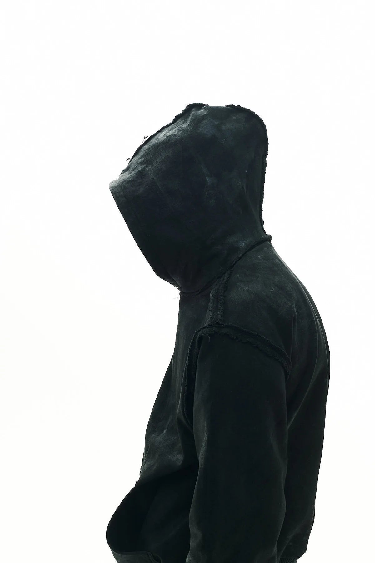 P.L.N.
OILSKIN HOODIE