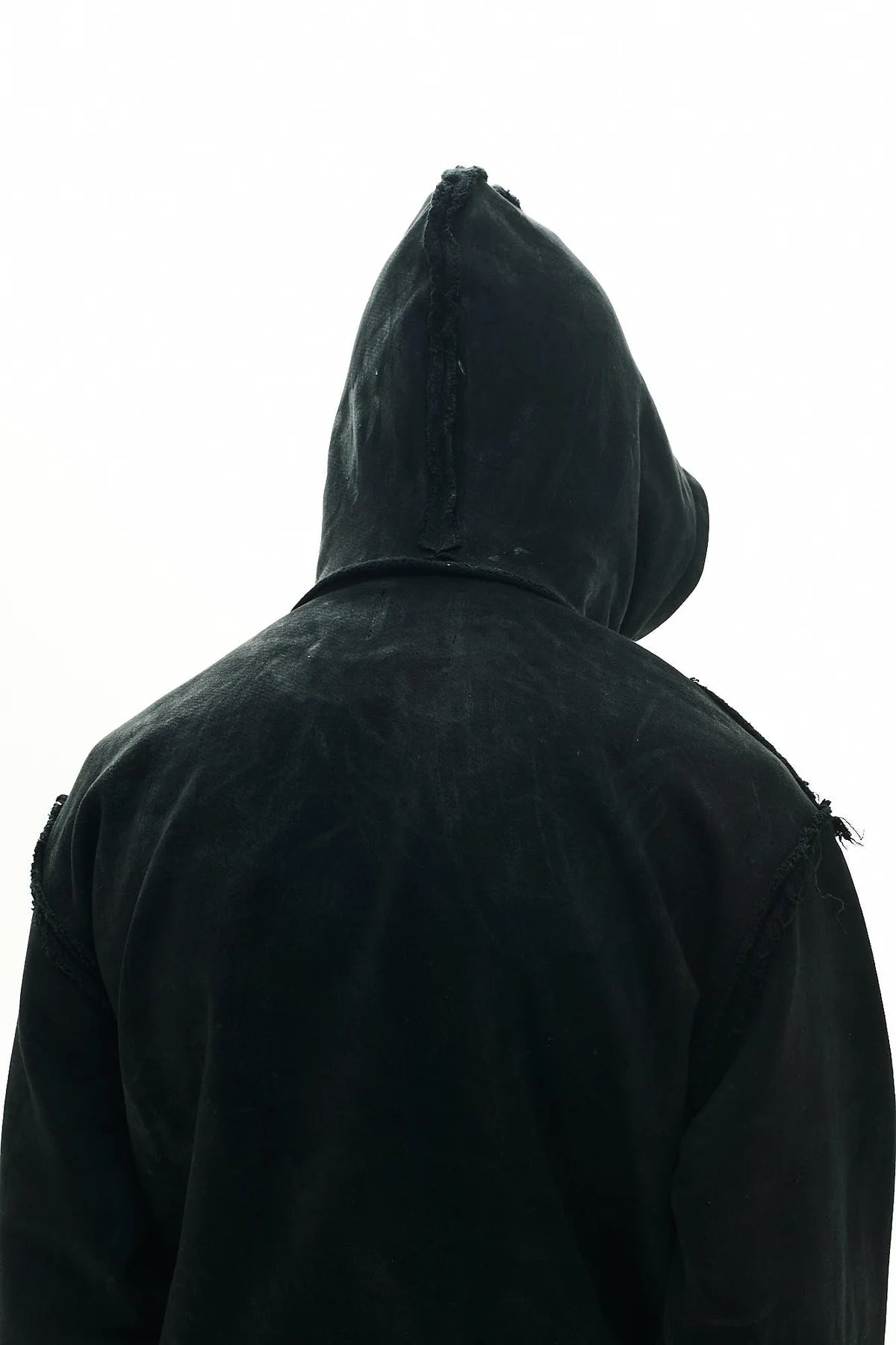 P.L.N.
OILSKIN HOODIE